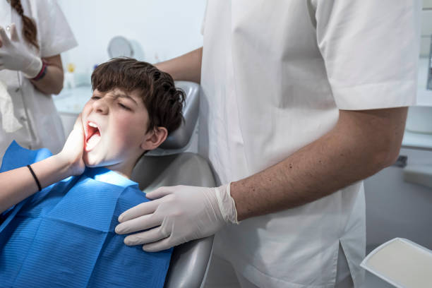 Best Emergency Root Canal Treatment in Berryville, AR